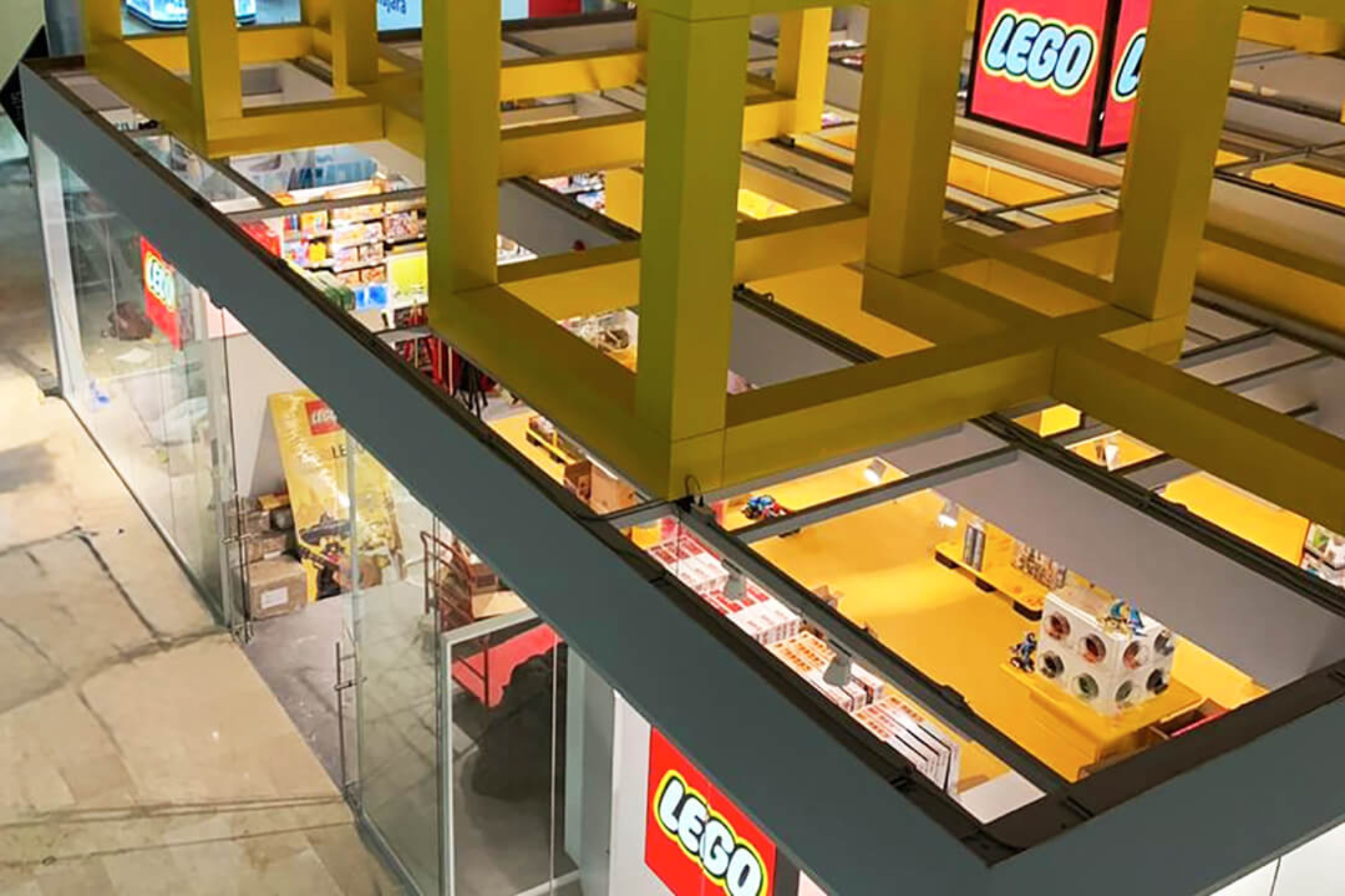 sisteec-sistemas-europeos-de-canceleria-soluciones-ventanas-minimalistas-09